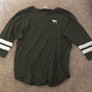 Quarter sleeve thin flowy pink nation shirt